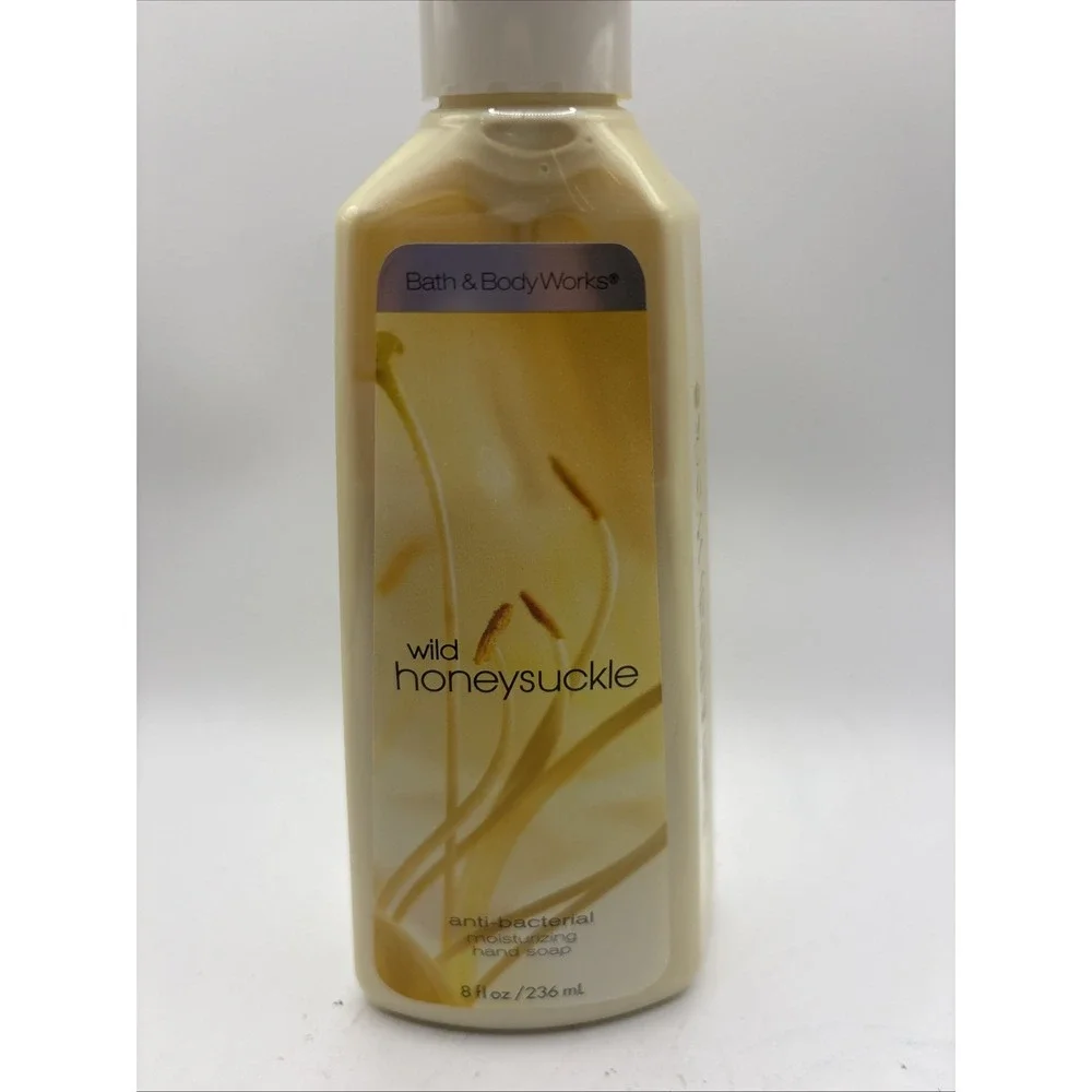 Bath & Body Works Wild Honeysuckle AntiBacterial Moisturizing Hand Soap 8oz Rare